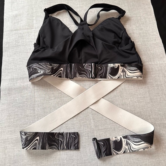 Adore Me Maven Impact Sports Bra with Racerback Design Size Medium - Picture 2 of 3